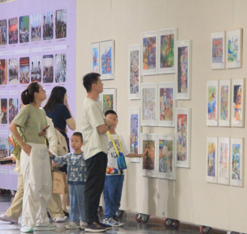 兩岸少兒畫展廈門開展 信手拈來皆靈感