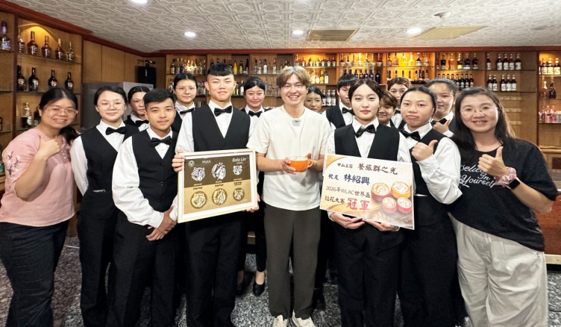 中山工商校友林紹興年堅持成就世界咖啡拉花冠軍夢