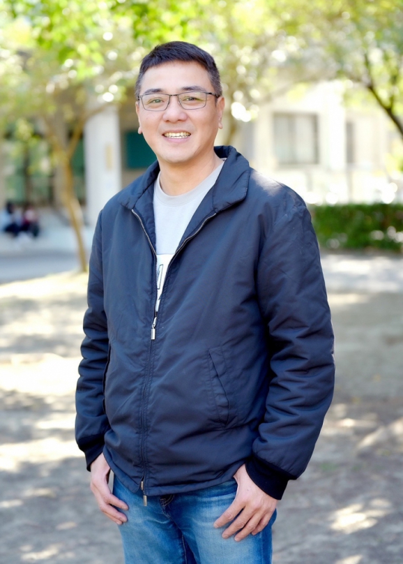 員林高中總務主任陳威亨，通過遴選將接任彰化女中校長。（照片員中提供）