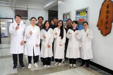 大葉生醫系6名同學錄取頂尖大學研究所。(照片大葉提供)