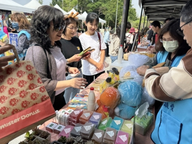 執行署嘉義分署拓展查封品銷售管道  推出網路預購Line群組「嘉執柑仔店」 助小農小商清償債務