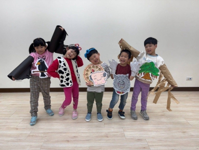 親子童步慢遊臺北芝山岩 中正幼兒園兒童節親子活動！