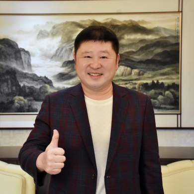 花蓮縣議會議長張峻：他不與魔鬼為伍，他反對大罷免，但是支持罷免傅崐萁；國民黨花蓮縣黨部：別讓網軍側翼綠色暴政，消滅花蓮認真打拼立委！