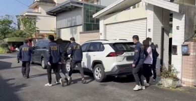 虛擬農場｜騙走花蓮農民1900餘萬元，2名主嫌逃亡近七年落網，聲押獲准！