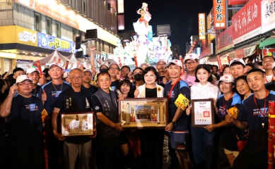 雲林北港朝天宮迎媽祖遶境藝閣63單位參與創新高 縣長張麗善等人頒贈感謝狀