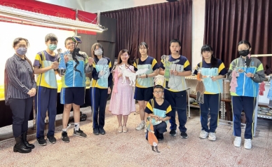 高雄美濃龍肚國中皮影戲「補天記」獲特優獎