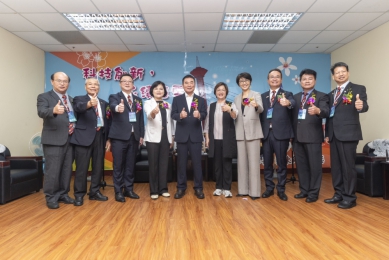 許縣長出席中部地區企業座談會 強調政府是企業最強後盾