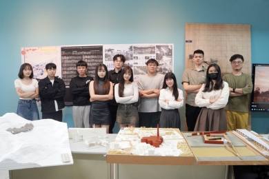 大葉大學空設系8組作品入圍新一代﹁金點新秀設計獎﹂。(照片大葉提供)