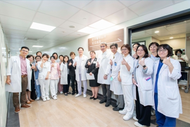 彰基醫院全新「產房暨烈以利紀念病房」啟用。(照片彰基提供)