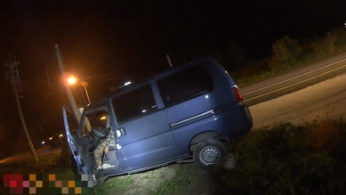 車子駛入田裡｜光復警迅速馳援，昏迷駕駛獲救脫險！