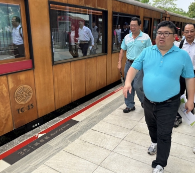 立委蔡易餘邀集搭乘阿里山林鐵實地考察 申請世界遺產結合歷史與國際合作