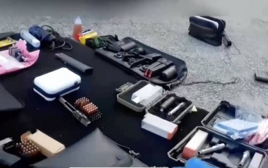 高市刑大緝毒破獲「行動軍火庫」車內搜出刀槍、160顆子彈