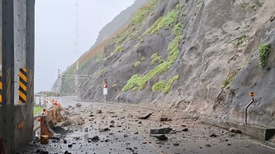 哀鴻遍野｜水深火熱，回家的路又斷了？交通是否看見東部民眾的苦？