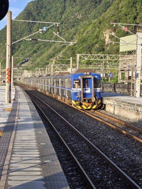 和仁=崇德間鐵路搶通｜東正線恢復單線雙向行車