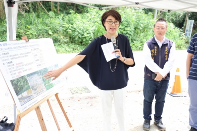 許縣長視察鹿谷鄉災修及農水路改善工程並宣導職安 總工程經費逾1億2,976餘元