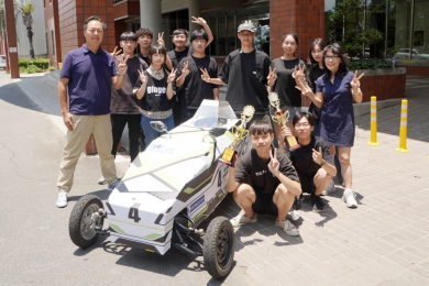 全國大專校院環保節能車大賽，大葉獲雙獎。（照片大葉提供）