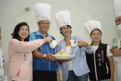 2000碗意麵一小時掃空　南投意麵節精彩落幕