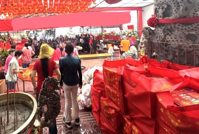 雲林斗六「二城福德廟」愛心紅包發放中 尚餘150包請把握！