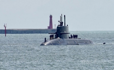 海鯤艦首次海上動態組合測試順利完成