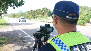 酒駕滿街跑|成功警上半年已取締66件,獲配新型酒精檢知器,暑期強力取締醉駕駛!