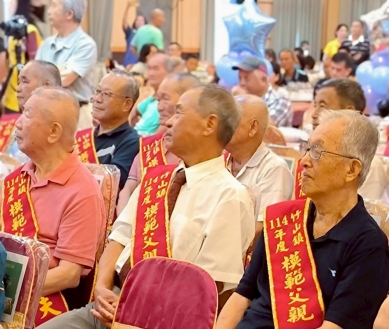 竹山鎮以茶香敬父恩 模範父親表揚活動溫馨登場