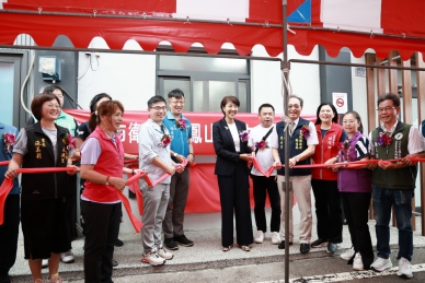 許縣長為南投市鳳山新衛生室揭牌 守護在地健康更完善