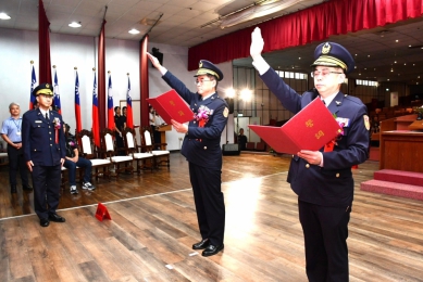 守護雲林新戰力！雲林縣警局斗六、臺西分局長聯合交接宣誓就任 持續強化轄區治安與交通秩序 落實警政服務品質 展現嶄新氣象！
