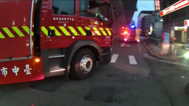 引擎室突然冒出濃煙    警員鎖皓恆全力救助