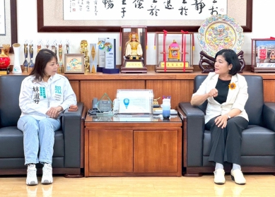 民眾黨雲林縣黨部主委林淑芬等人拜會縣長張麗善、議長黃凱 就8/23核三延役公投案等議題積極尋求地方支持！