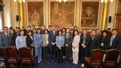 高市議會交流團訪英國愛丁堡