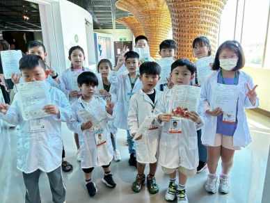 竹秀「小小醫師營」闖關啟發學童醫學夢