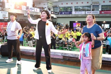 跨世代同樂〜雲林Just Dance舞力全開 銀髮、親子、青少年同場競舞！