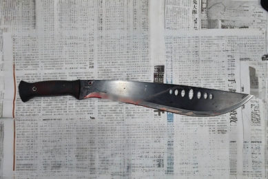 情人看刀｜當街殺傷同居女友，吉警逮捕男友法辦！