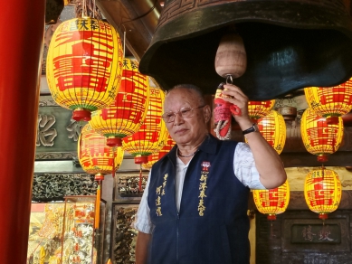 新港奉天宮媽祖展慈悲渡眾生 延續百年傳統鬼月封鐘鼓