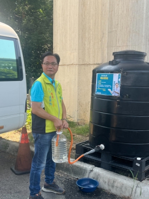 因應9月3、4日彰化大停水,市公所增設3處輔助供水站。(照片市公所提供)