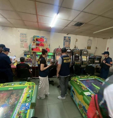 收心操|開學在即,臺東縣警察局執行青春專案保護青少年工作進入期末執行階段。