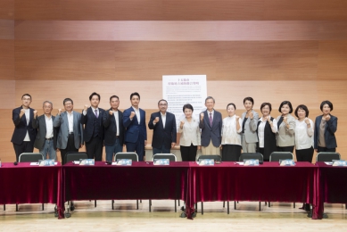 許縣長等15縣市長發表3項聯合聲明，為守護地方財政發聲