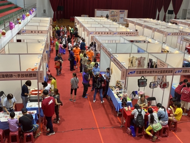 北分署花蓮就業中心辦理秋季聯合徵才活動｜媒合率五成二