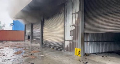 高雄大寮鐵皮工廠火警疑為製毒工廠