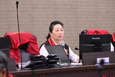 花蓮縣長徐榛蔚取消剩餘海外行程｜已返抵國門投入防颱