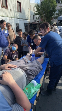 腳底穿刺傷｜隱形殺手，光復洪災區比比皆是，厚重防滑鞋不敵尖銳物，慈濟醫院已診治1224人，其中502例是清創、縫合等外傷手術。已