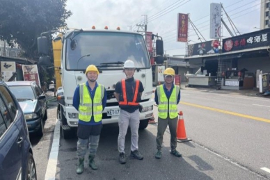 同島一命！臺南市出動高壓吸泥車馳援花蓮災區