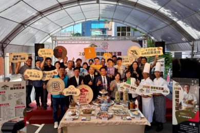 南市府偕商圈北上宣傳 「2025國華松王宴」展現臺南美食魅力