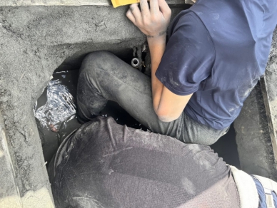 救災最前線佛祖街｜新竹縣籍男子腳部遭異物卡在水溝，消防局即刻救援脫險！