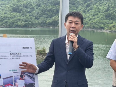 鳳山、阿公店水庫光電板引關注許智傑邀各部會檢測