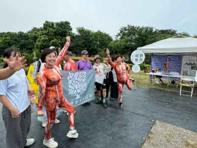 興大﹁肌少園藝療育﹂在溪州公園展區設置全國首創﹁肌少園藝療育區﹂。(照片興大提供)