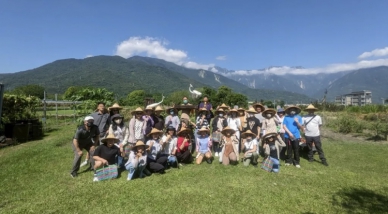 食農好好玩｜花蓮縣國中小營養師及午餐秘書，在吉安櫻田野養生休閒農莊舉辦增能研習活動。