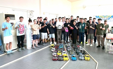 第二屆星辰盃追走車輪戰青春全速啟動！立委劉建國連續2年到場觀賽、體驗 希望政府對RC賽車運動協助推廣〜