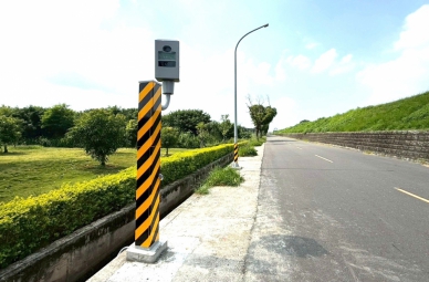 雲林縣警察局守護用路人安全 新建置5處固定式測速照相設備 宣導期3個月 明年3月15日正式執法取締！