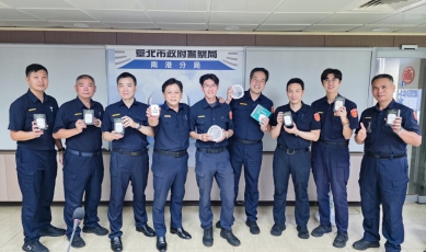 高哲翰講座教授點評臺北市警局南港分局長許城銘榮獲法學博士學位